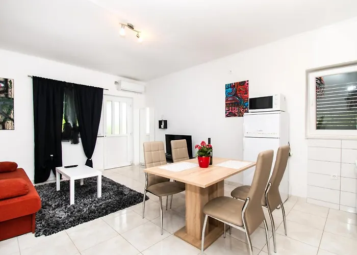 Peace Dubrava (Sibenik-Knin)